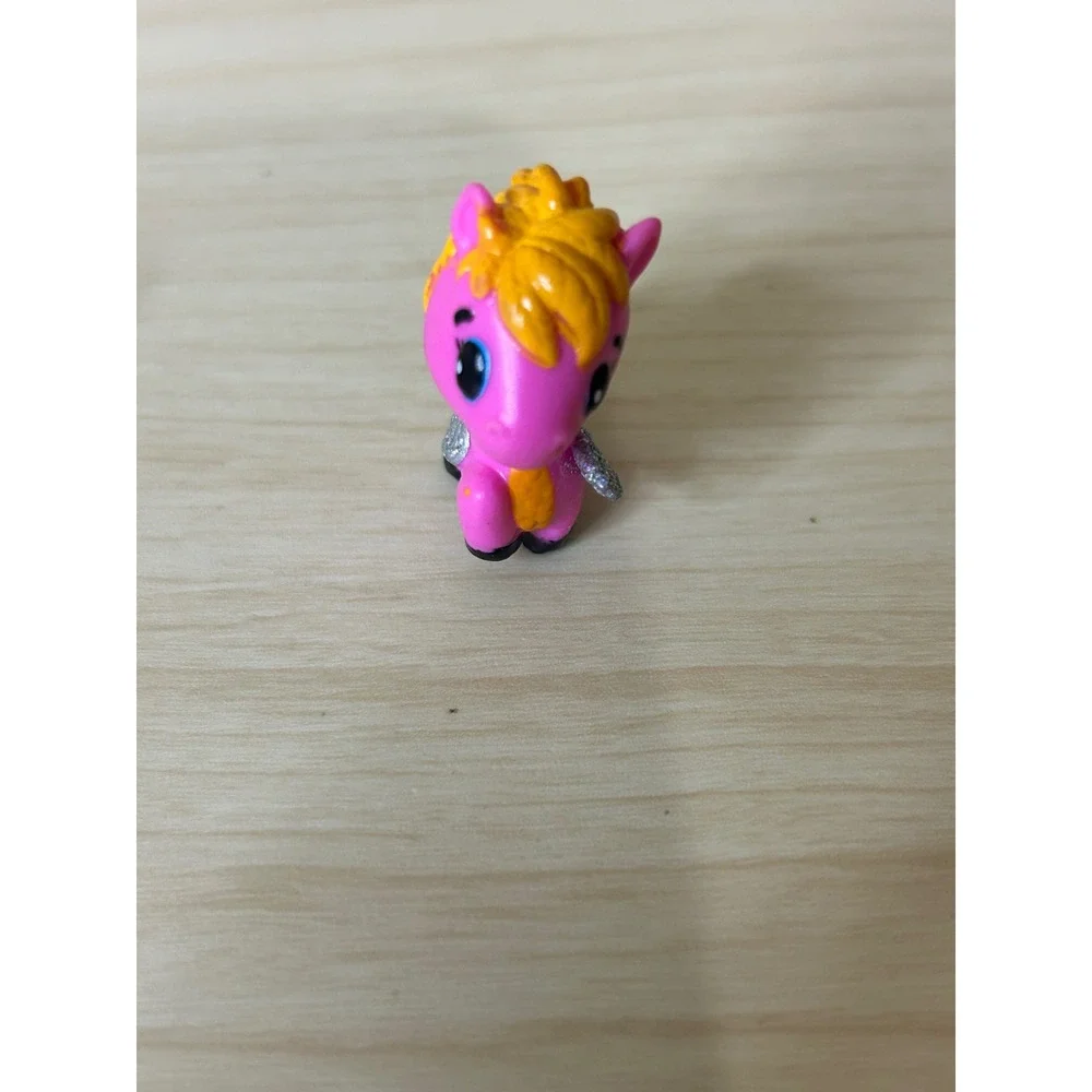 Hatchimals‎ CollEGGtibles Mini Figures Lot 3 Pink & blue birds , pony wth wings
